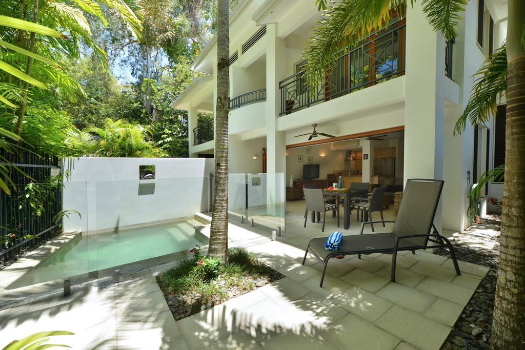Villa Frangipani Port Douglas Room photo