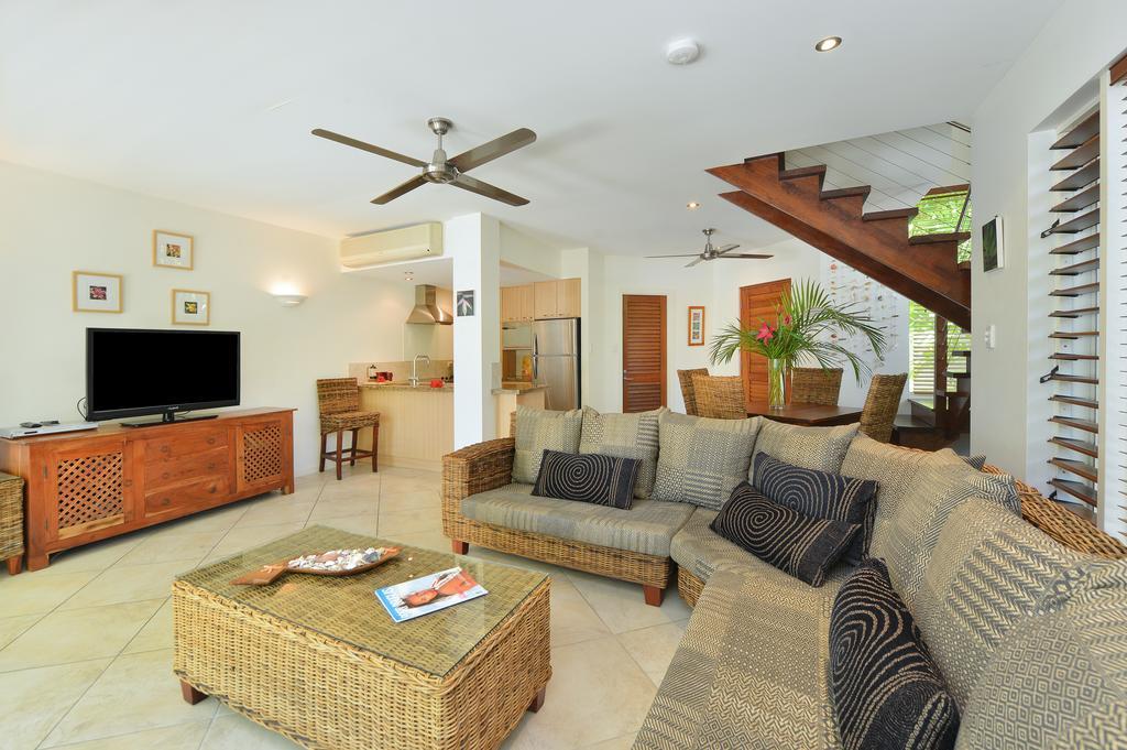 Villa Frangipani Port Douglas Room photo
